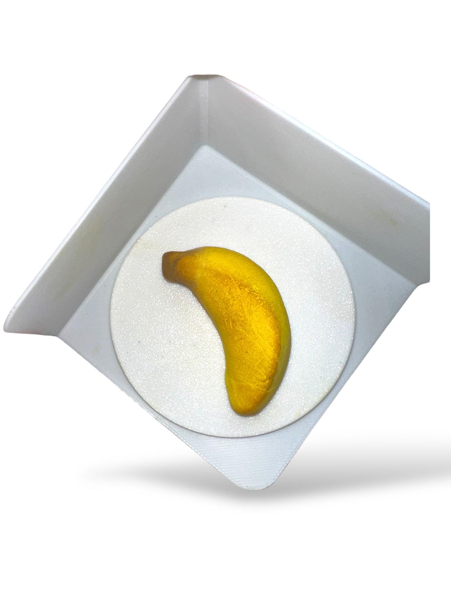 PrincessConsuelaBananaHammock - Diamond Art putty